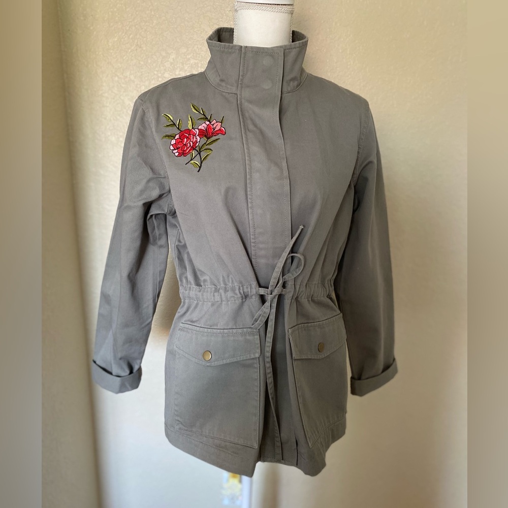Jacket - Picture 3 of 5